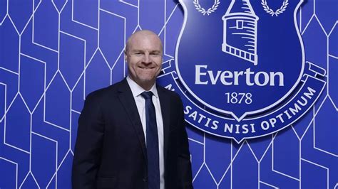 everton manager news.